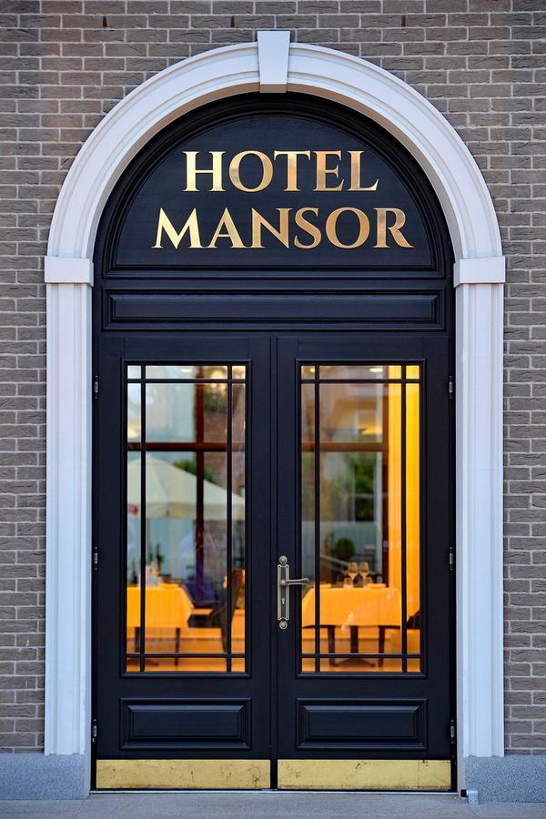 Hotel Mansor Zabki Luaran gambar